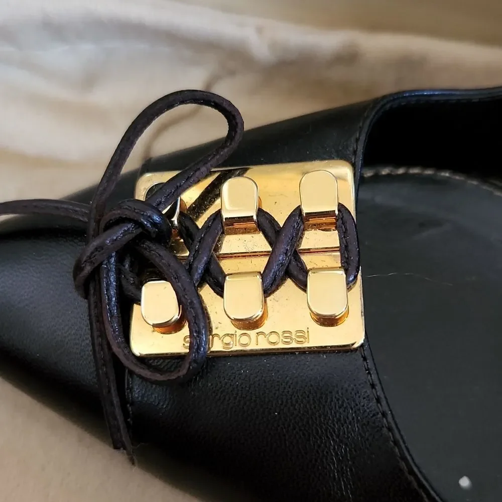 Sergio Rossi chocolate brown leather pointed toe heels with gold tone logo sz 38